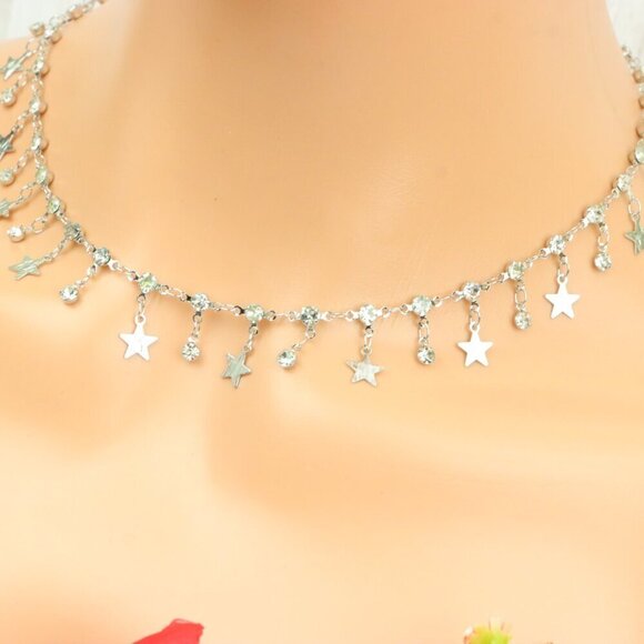 "Minimalist & Elegant Necklace Chain – Perfect for Women & Girls | UNVRC1312 - Picture 2 of 10